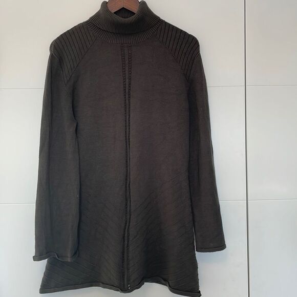 Katherine Barclay Green Turtle Neck Tunic Size Large - Picture 1 of 6